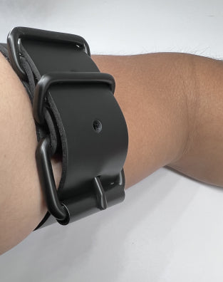 KOOKIE 1.25" BULLDOG ARMBAND