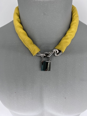 KOOKIE LEATHER CHAIN - BLACK