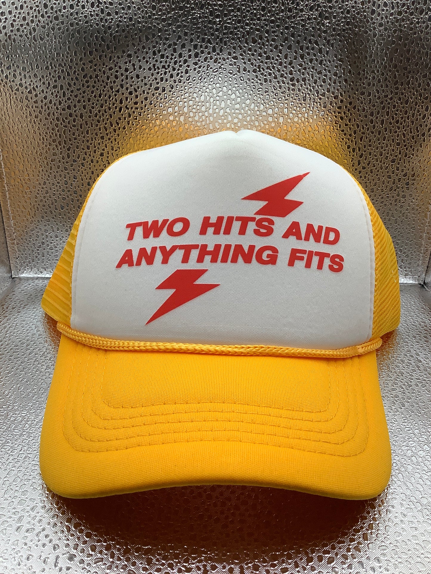 GRAFFITTI - 2 HITS ANYTHING FITS HAT