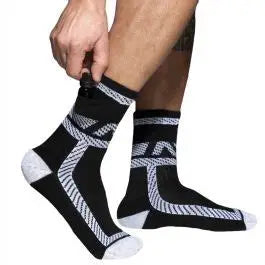 ADDICTED POCKET SOCKS - BLACK/ WHITE