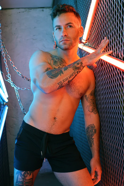 BREEDWELL CRUISER SHORT - BLACK