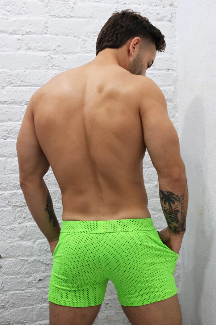 BREEDWELL CRUISER SHORT - NEON GREEN