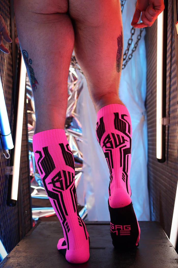 BREEDWELL CYBER SOCKS - NEON PINK