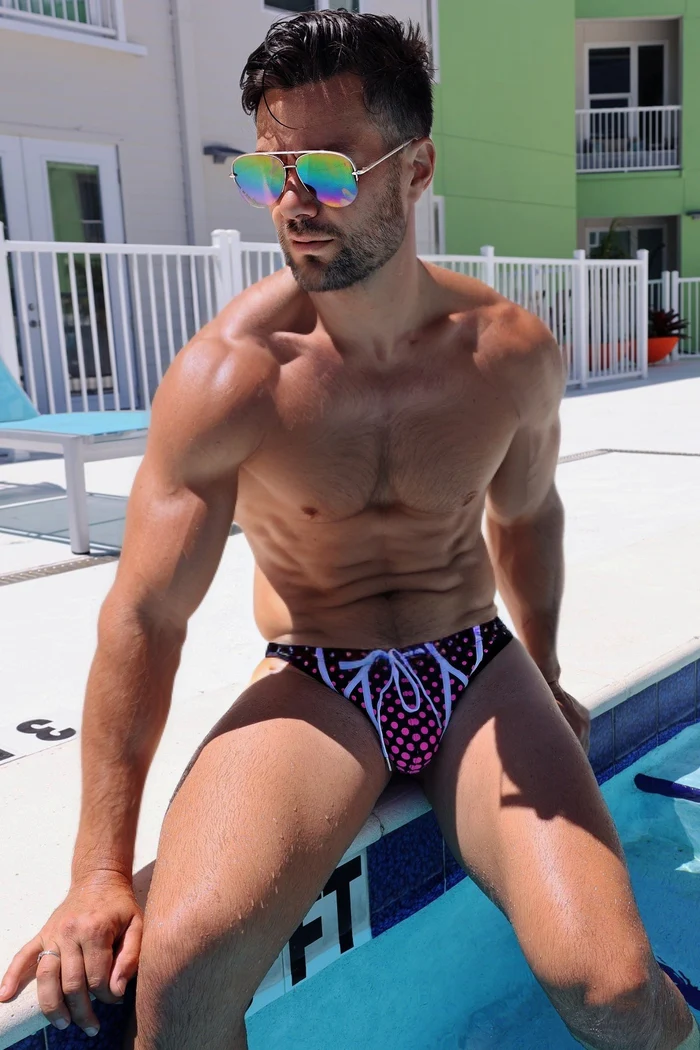BREEDWELL SWIM THONG - PINK POPPERS
