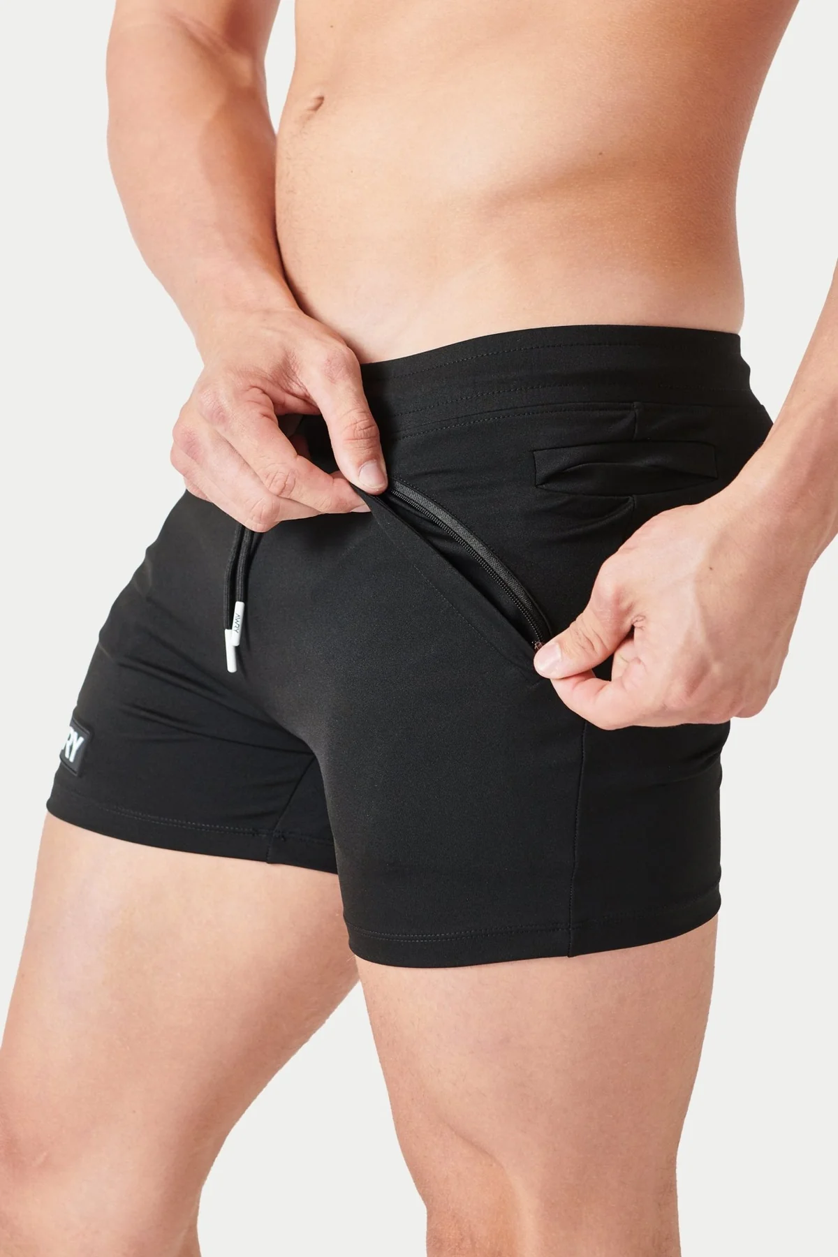 AWRY FREESTYLE SHORT - BLACK
