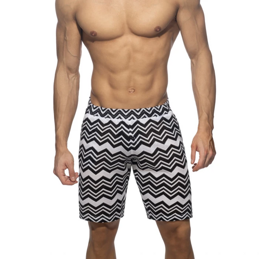 ADDICTED ISPARTA BERMUDA SHORT - BLACK/WHITE