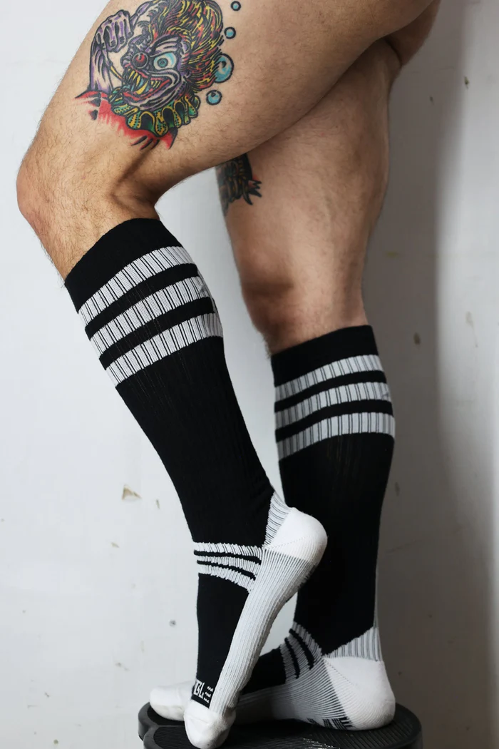 BREEDWELL RETRO REMIX SOCKS - BLACK