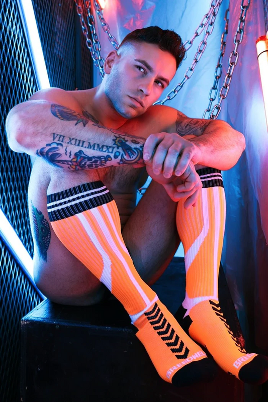 BREEDWELL SUCKER SOCKS - NEON ORANGE